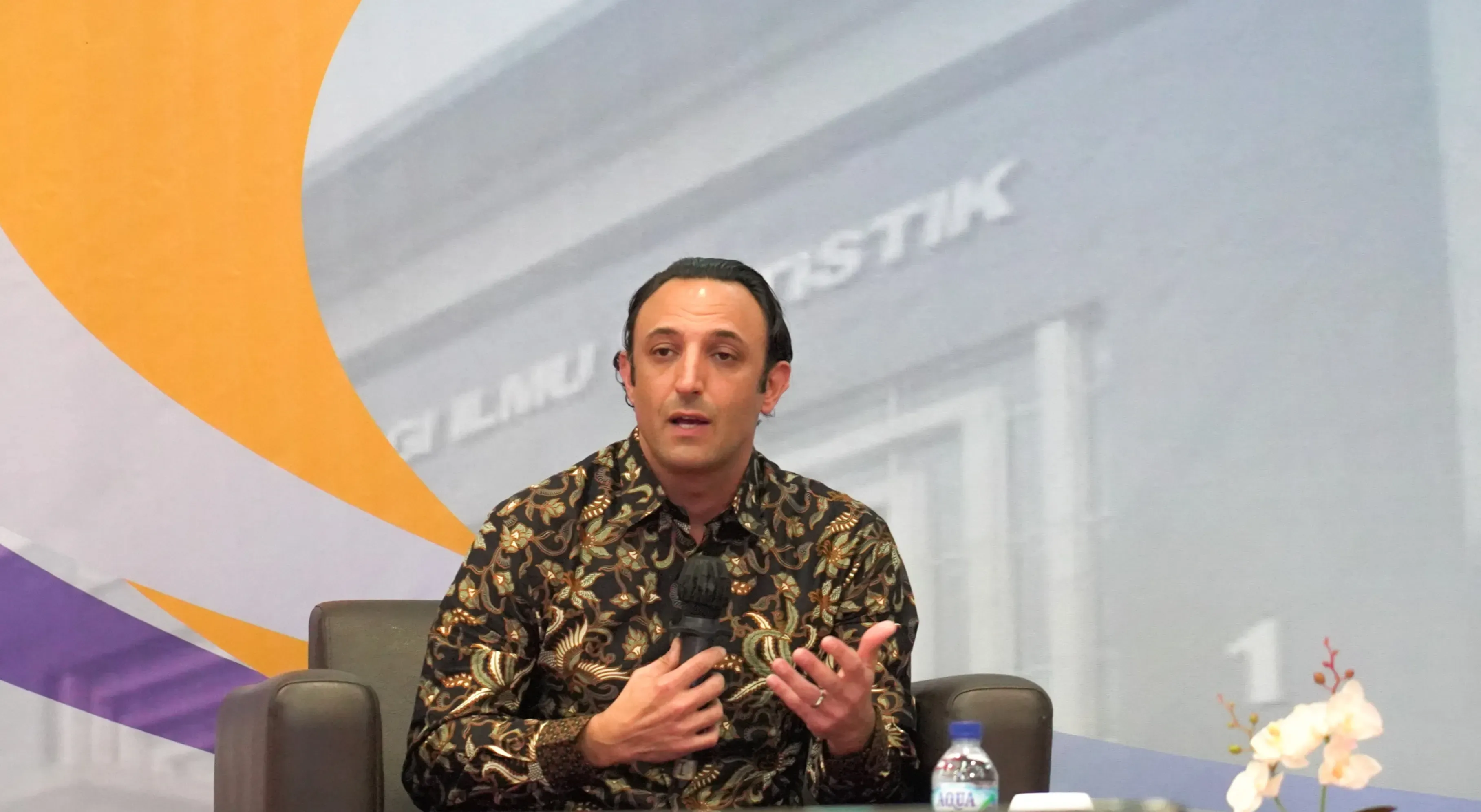 Kulum What do Diesel and Flowers have in common