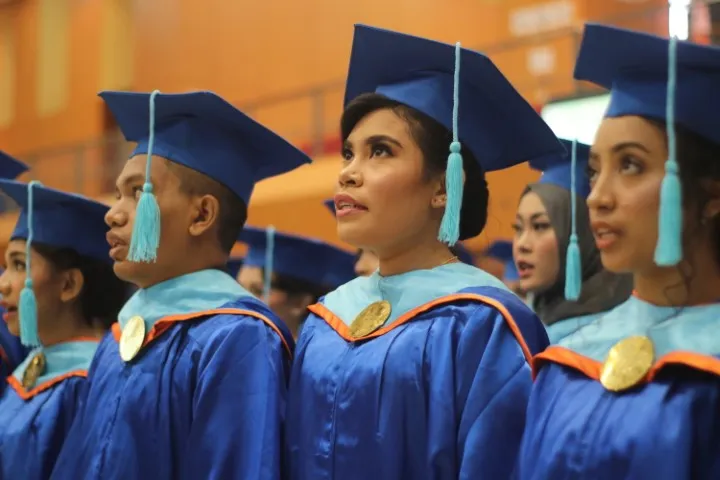 WISUDA 57 (10)